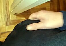 amateur handjob leads to huge cumshot