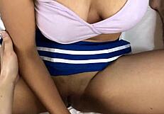 可爱大学女生课后熟练骑鸡巴，紧致娇小18+风格