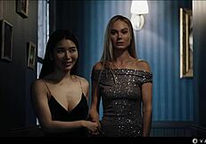 Вампирский контроль разума лесбийский секс - Нэнси Эйс раздевается для Рикако Катаяма!