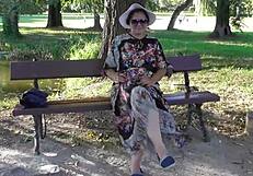 hairy mature flashing in the park