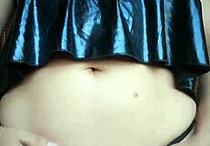 hayami - update 17 - cachonda tocandose la panocha - jun 30 2025