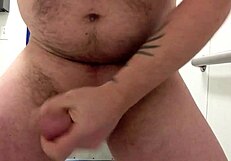 amateur guy strokes off and cums hard
