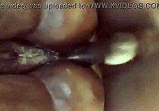 Comendo a buceta e o cu da vi�va no vel�rio do marido