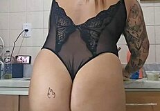 Meus Buracos Vão Ser Todos Usados Hoje Para Meus Comedores Gozarem Muito, Vou Ser A Hotwife Putinha Deles Com Muito Prazer