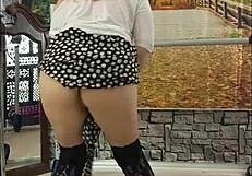 Steffi Dances With Her Big Pussy Lips