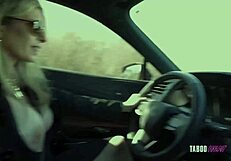 Počitniško tabu jebanje s pastorko Cory Chase in Luke Longly.