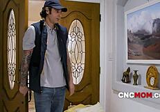 Freeuse delivery delights - christie stevens cncteen 18+