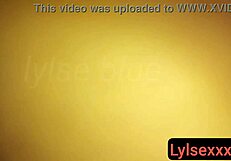 mi amiga se despierta al sentir mi verga!