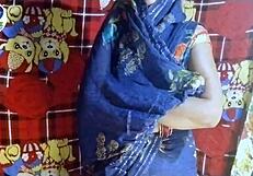 desi rashi aunty lifts saree for fingering in hospital roleplay