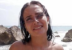 Έξω στην παραλία γαμάει με τη θετή αδελφή δημόσια Ισπανοί ερασιτέχνες