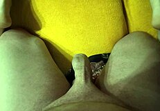 Amateur Masturbates Intensely While Admiring a Beautiful Ass in Close-Up Detail