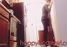 Girl Ignores You While Cleaning Kitchen, Giantess Records!