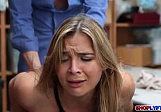 LP Officer Pounds the Sexy Babe!