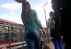 tv culos - moviendo su gran culo hd