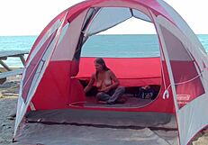 i wanna the guys on the beach