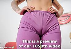 This bimbo's mouth and lips are perfect for that big pear-shaped butt