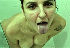 come take a bath with me