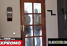 Slutty Vixen Amirah Adara Shows European Girls