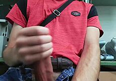 I finally masturbated at my desk this time