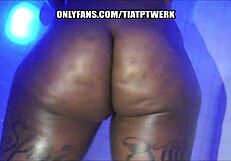 Henny Marie's big booty in shower