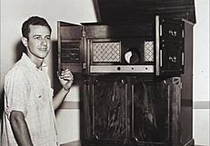 Exploring emotions in art school rapport