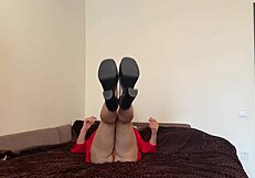 Sweet Milf Cassiemua Teases in Lingerie