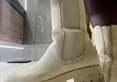 BBW gives a shoe job with dirty white boots in this anime.