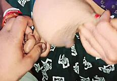 V majhni koči mož jebe ženo