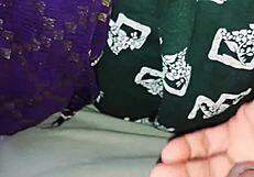 V majhni koči mož jebe ženo