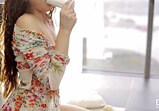 young russian babe peachy fingers her shaved pussy