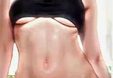 Beautiful Model Leticia Poses In Sexy Bikini For Photos