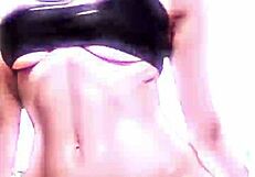 Beautiful Model Leticia Poses In Sexy Bikini For Photos