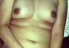 i'm latina playing with my pussey.