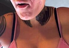 Na Academia Quase Fui Expulsa Por Estar Com Uma Mina Blusinha Fiquei Toda Suada Que Escorria Pela Minha Bucetinha