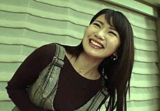 Chest protector tongue entanglement! Snatching customers! Bratty cute apprentice beautician gets slimy oil sex!