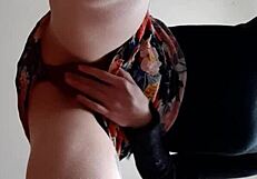 Brunette with tight pussy cums on face