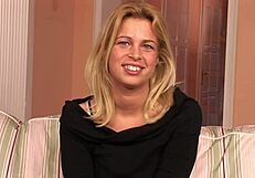 Blondes intensely fuck in threesome part 1