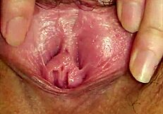 Vertical Video 004 ~ Mouth Makes It Feel Good ~2