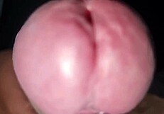 masseuse provides intense massage with warm moans - big hands and lots of lotion