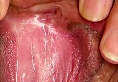 Vertical Video 004 ~ Mouth Makes It Feel Good ~2