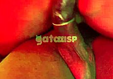 2 casadas safadas fazem menage feminino com neg�o bbc enquantos os cornos assistem tudo completo no red