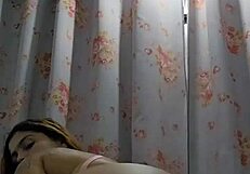 FLASH YOUR PUSSY AND COCK WHILE MASTURBATING NOW!