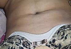 Chupando a vizinha greluda