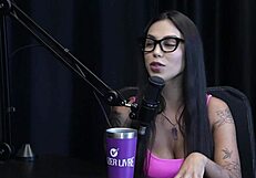 Foi hackeada, gravou com maximo garcia, criou o curso e deu dicas para a sentada e se descobriu exibisionista - didy reis watch on sheer red