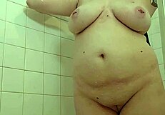 Is This Shower Session With Domme Mommy Too Tempting?