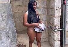 Jännittävä ulkoseksi seikkailu iso-perse kaunottaren kanssa