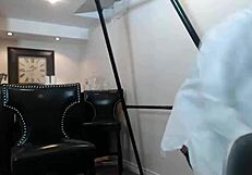 maxine x plays with her toys in a personal show