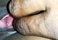 hornyzee fingers her pussy while masturbating all alone