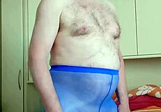 Spa in the blue leggings with amateurs and bisexual fun