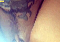 Mandei Lubrificar a Buceta e Ficar de Ladinho Pra Receber Minha Gozada Dentro Ate Derramar